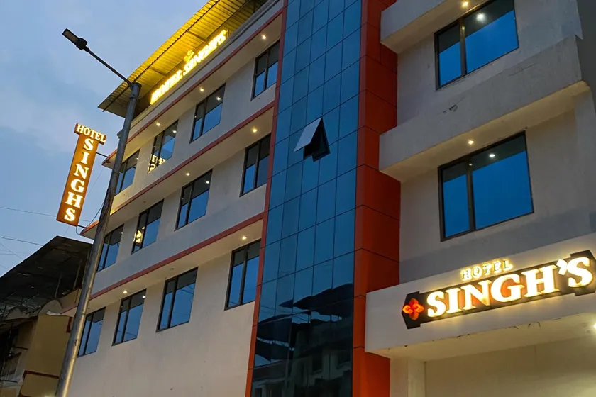 Hotel Singhs' Vashi Navi Mumbai - Image 1