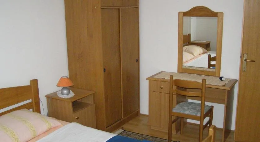 Apartments Kesic - Image 1