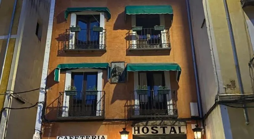 Hostal Calderon Cuenca - Image 1