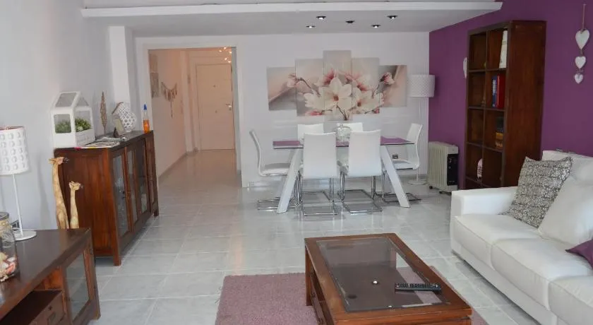Sweet Caroline Apartment - Image 1