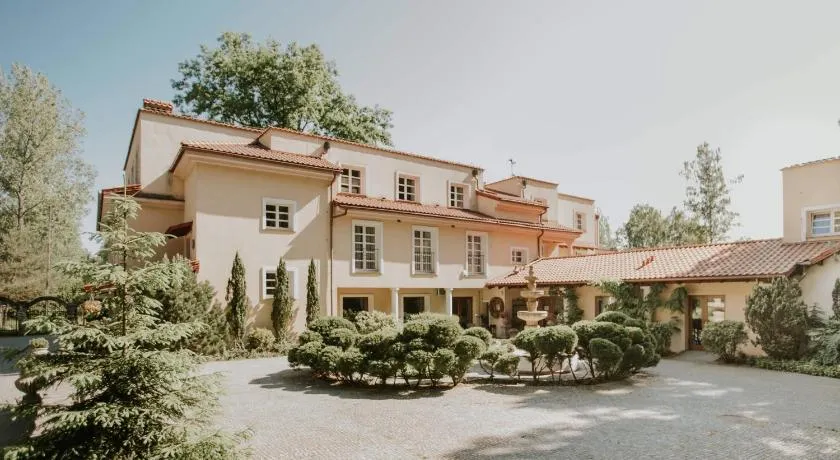 Villa Toscana Warszawa - Image 1