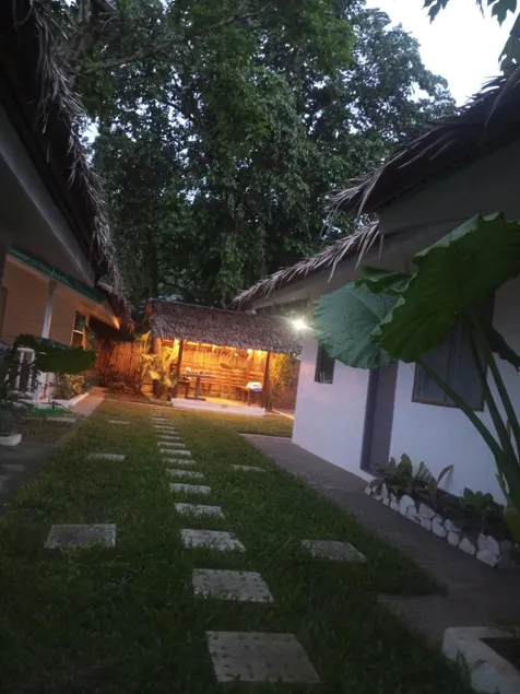 LALUNA COTTAGES - Image 1