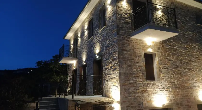CAPTAINHOUSE - Image 1