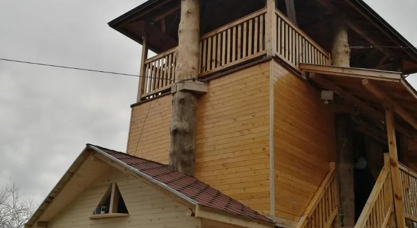 Tree House - Image 1