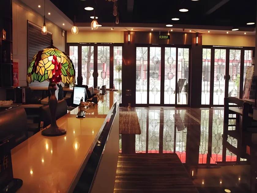 James Joyce Coffetel Jishou Renmin North Road Branch - Image 1