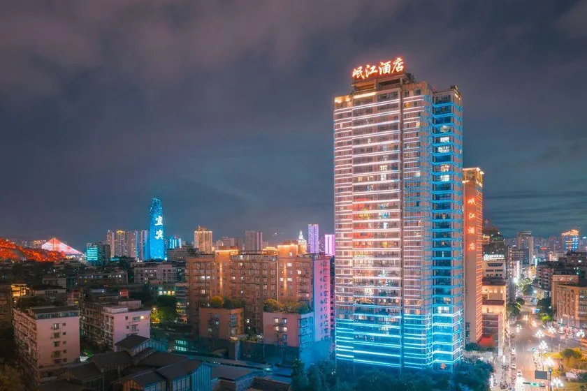 Min Jiang Hotel - Image 1