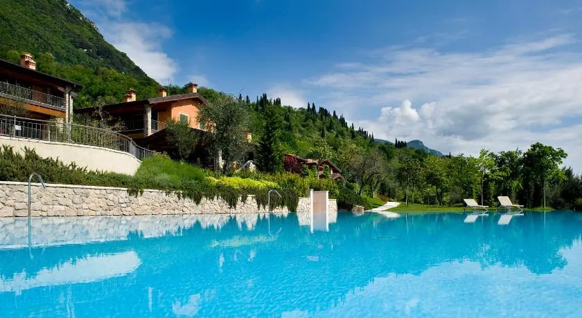Apartments Golf Bogliaco - Image 1