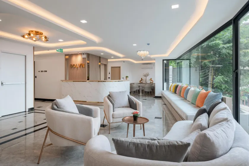 Solyn Hotel - Image 1