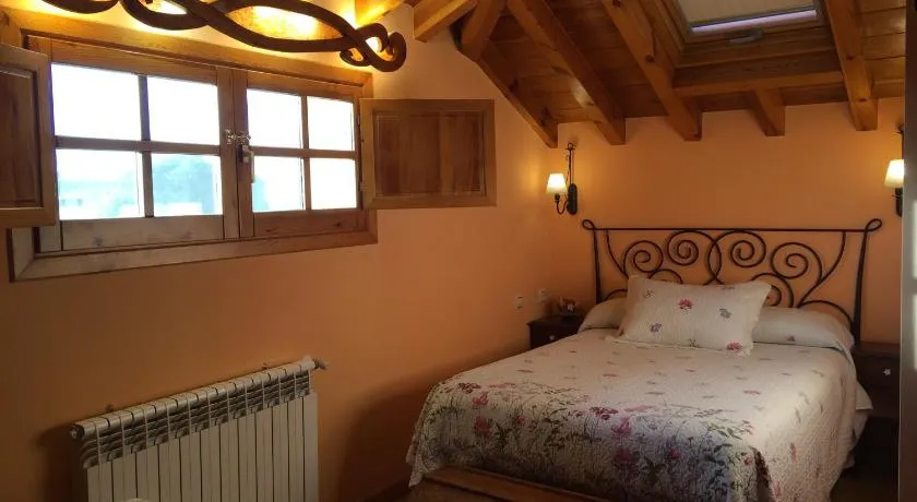 La Casa de Bernuy - Image 1