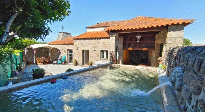 Casa Rústica com Piscina Privada - Perto do Porto - Image 1