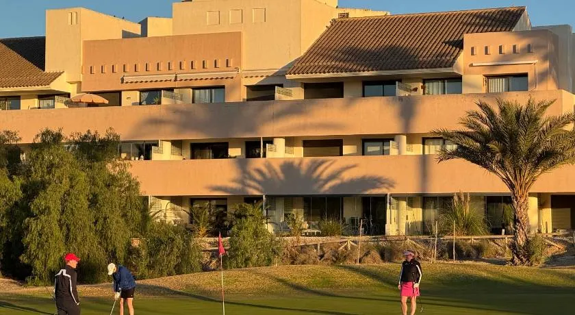 Altos de Vera I- Vistas increíbles al campo de golf de Valle del Este - Image 1
