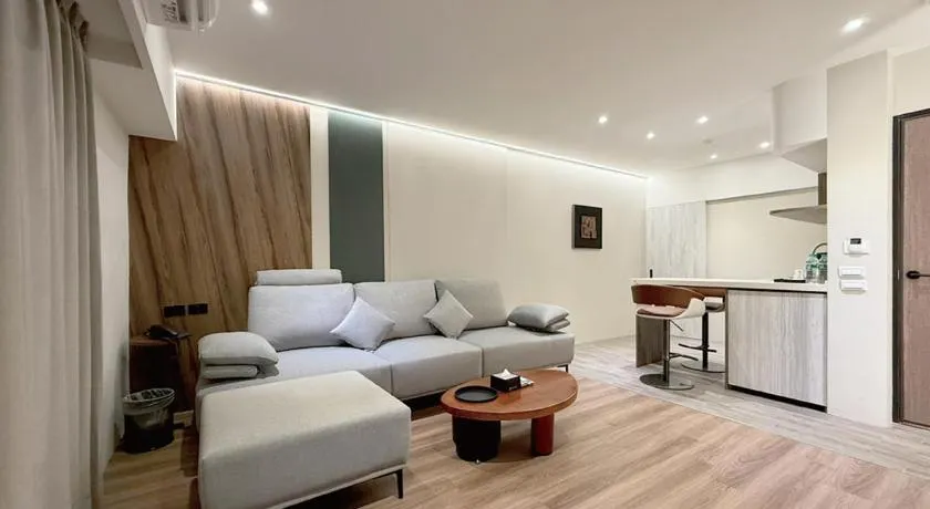 Milan Motel - Image 1