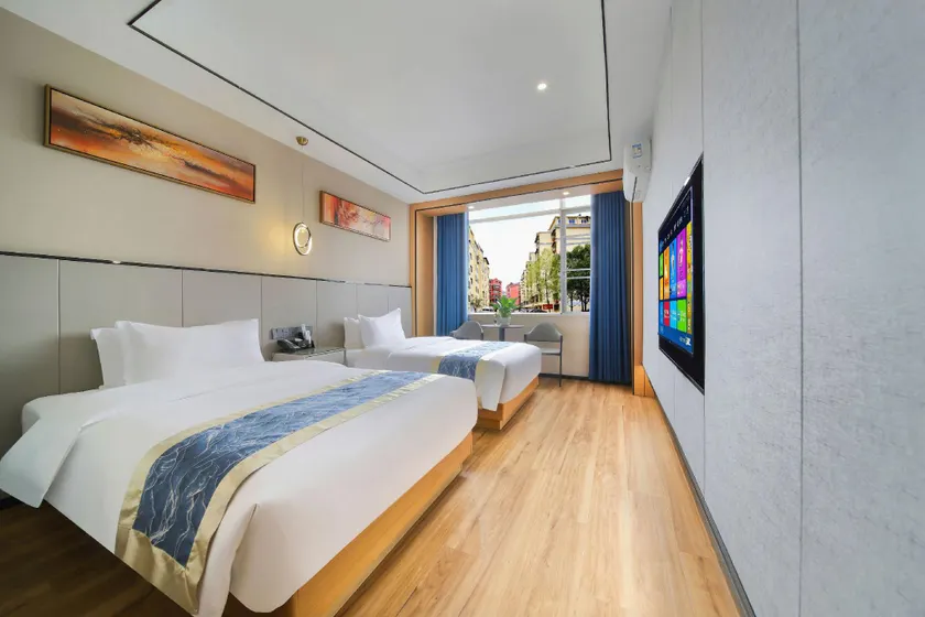 BIue  sky  Boutique  Hotel - Image 1