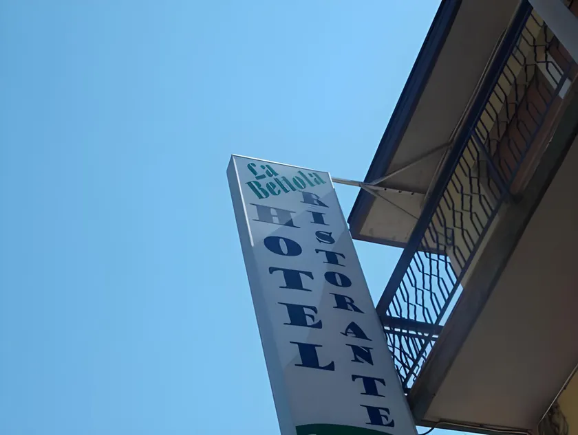 Hotel Ristorante La Bettola - Image 1
