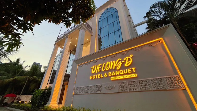 The Long D Hotel Surat Airport Rd - Image 1