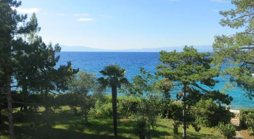 Apartment Prejac by the beach - Image 1