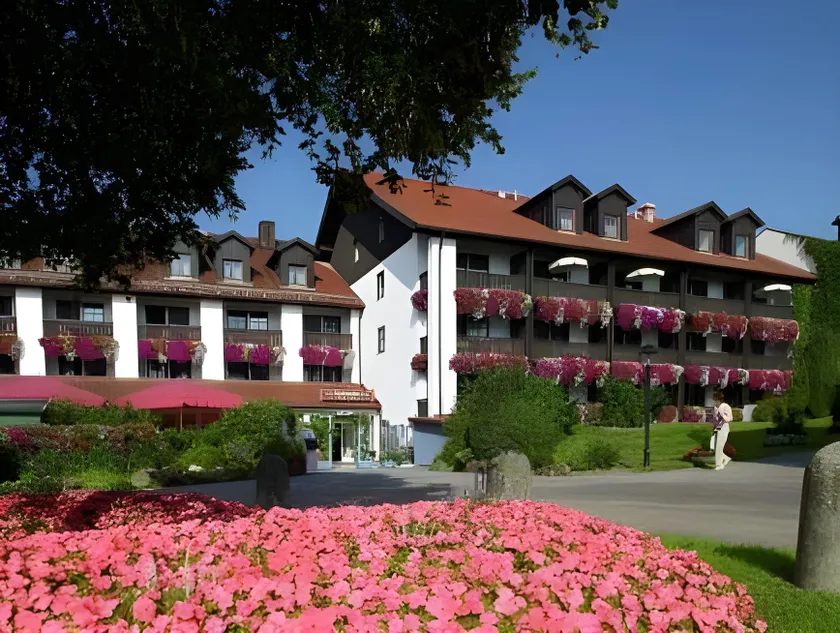 Hotel Konradshof - Image 1