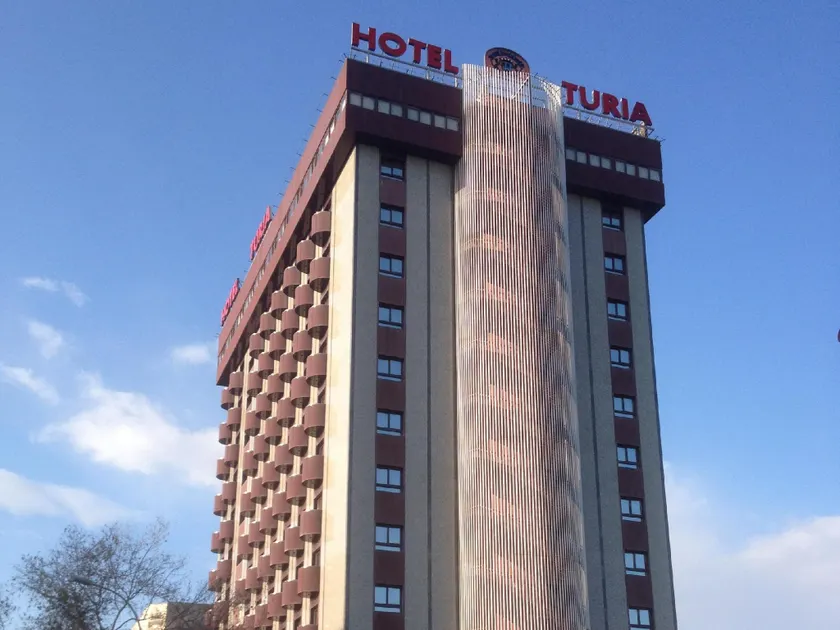 Hotel Turia Valencia - Image 1
