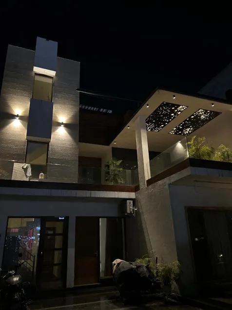 Rooftop Bliss - Image 1
