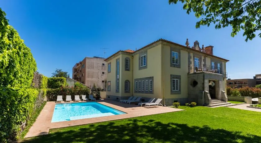 3 Marias Residence - Image 1