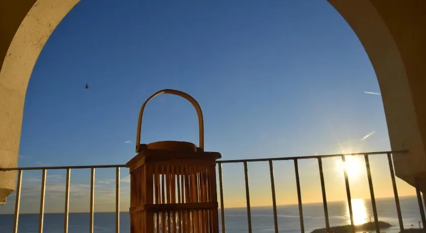 La Vista al mar de Belén - Image 1