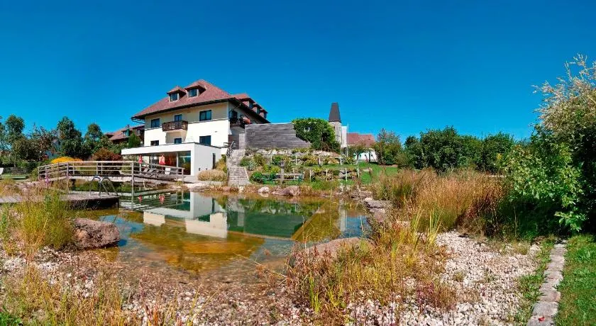 Hotel Weiss S - Image 1