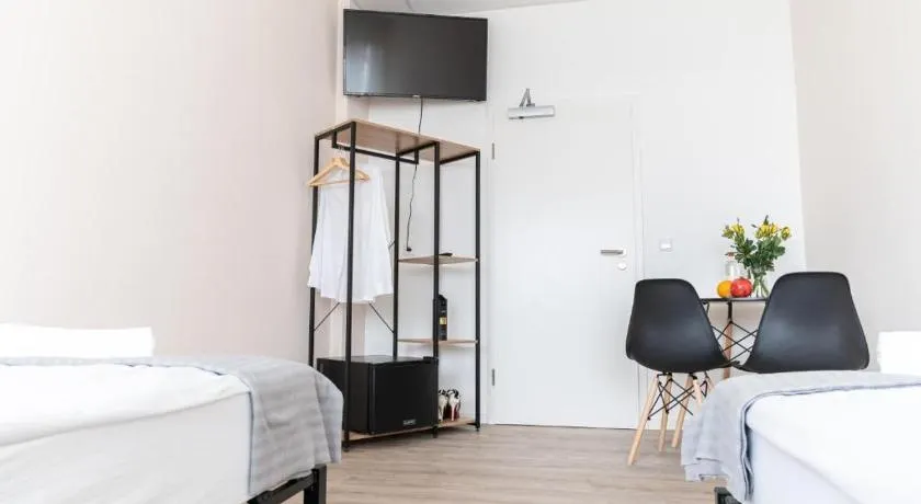 Hostel Messe Laatzen - Image 1