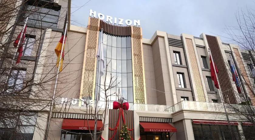 Horizon Haven Hotel - Image 1