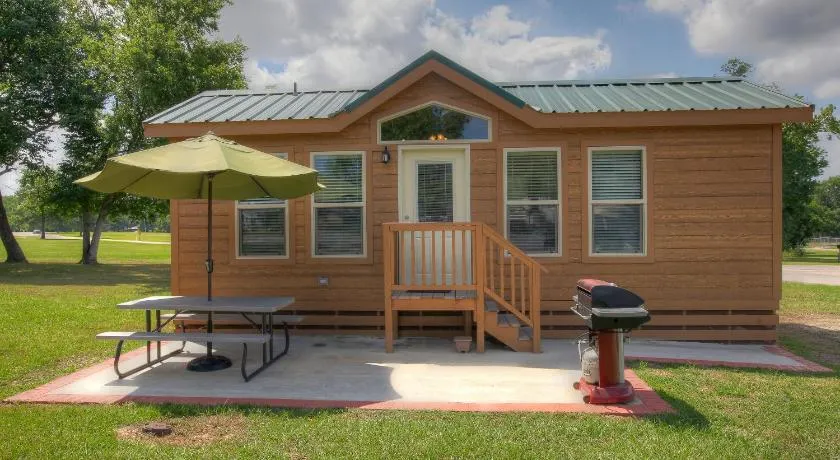 Lake Conroe Two-Bedroom Cabin 13 - Image 1