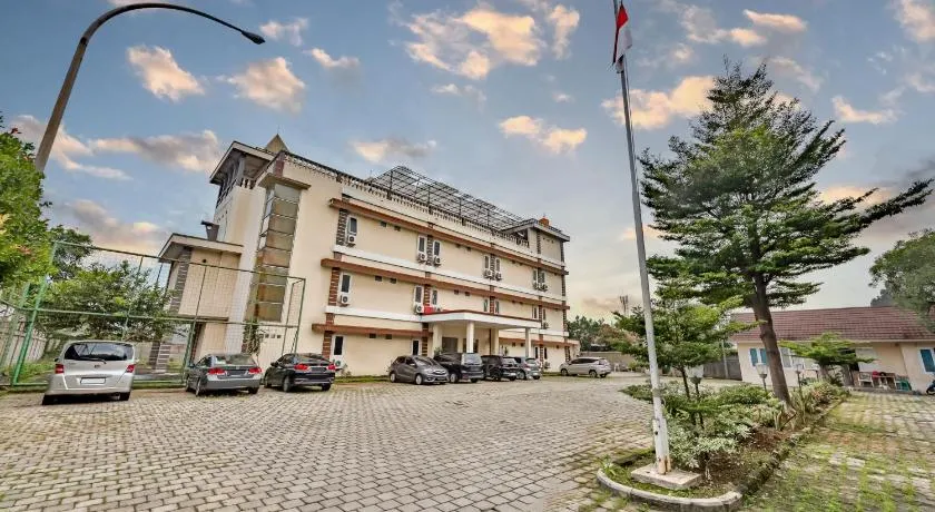 Cinere Inn & Residence - Image 1