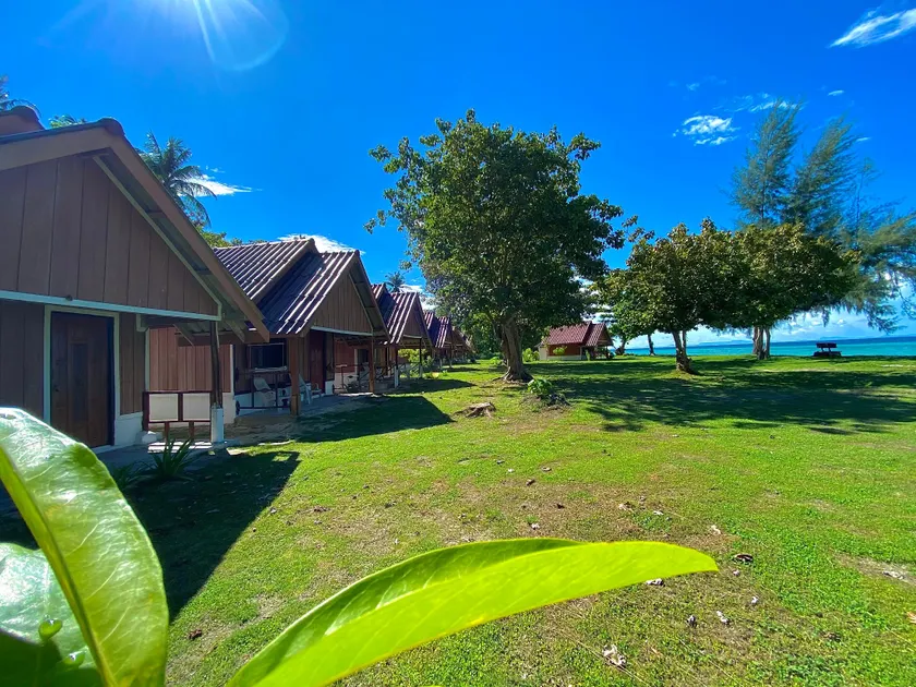 Kohhaiseafood bungalows - Image 1