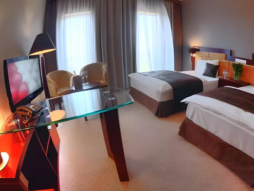 Hotel Alhar - Image 1