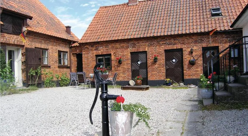 Lindersgården - Image 1