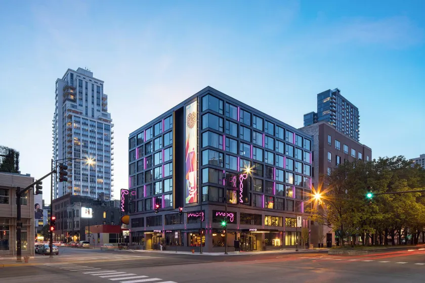 Moxy Chicago Downtown - Image 1