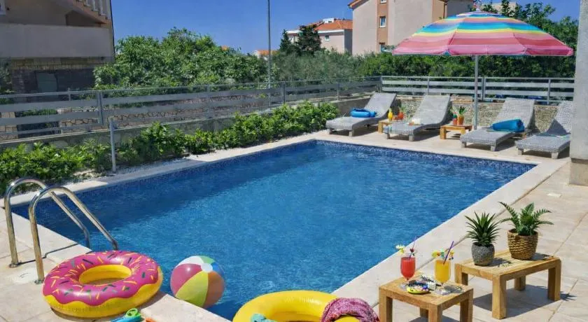 Aqua SOLEA Apartments - Image 1