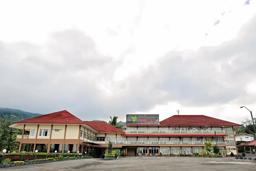 Grand Kanaya Baturraden Hotel - Image 1