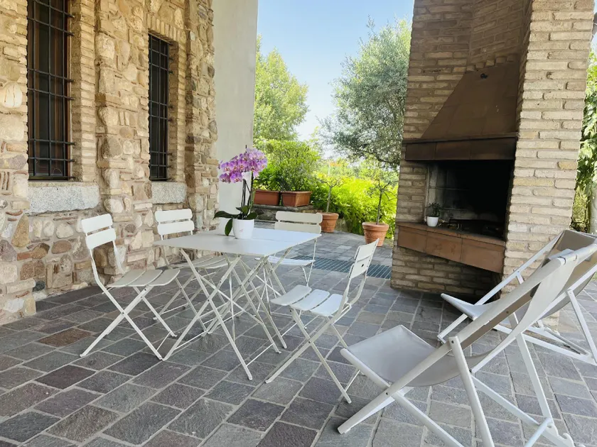 Il borgo fra i laghi - Image 1