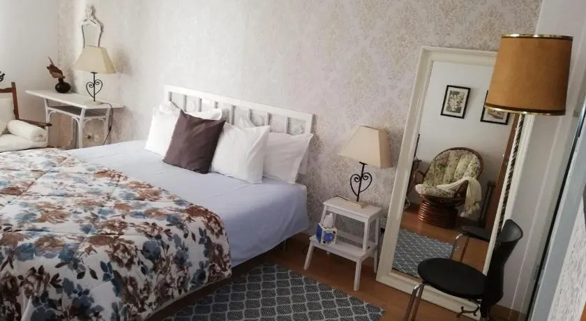 Quinta Nova Guest Room - Image 1