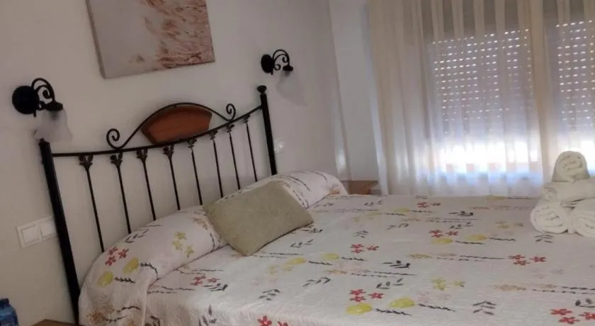 Hostal Posada Royuela - Image 1