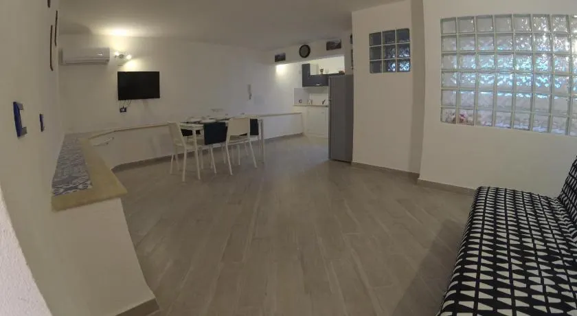 la petit maison - Image 1