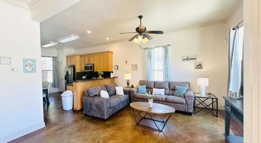 Villa 7 - Image 1