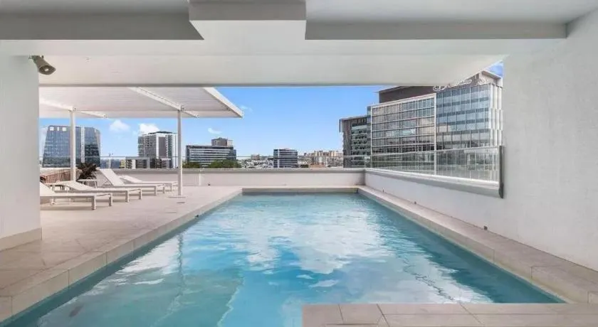 Modern City Pad, 1-Min to Showgrounds - Image 1