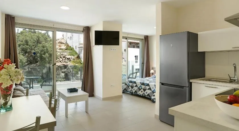 Appartement Albamar 1A avec vue sur les montagnes, Wi-Fi, climatisation, balcon et terrasse - Image 1