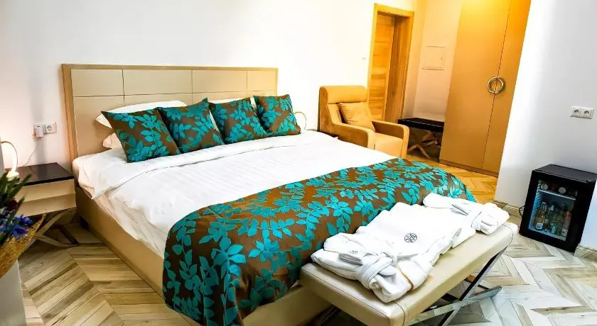 AVE MEDICA Apartments - Image 1