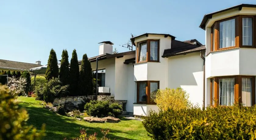 Pension Clara - Image 1
