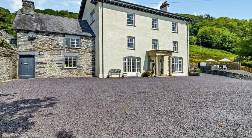 5 Bed in Machynlleth oc-92513 - Image 1