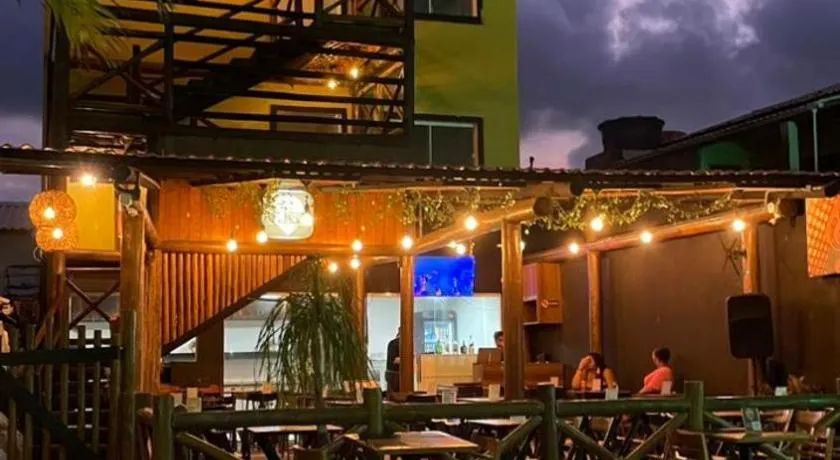 14 BIS HOSPEDAGEM em AREMBEPE, "APARTAMENTO INTEIRO com LOCALIZAÇÃO PERFEITA" Tenha a Praia, Praça, Bares, Restaurantes e todas as comodidades locais ao seu lado" - Image 1