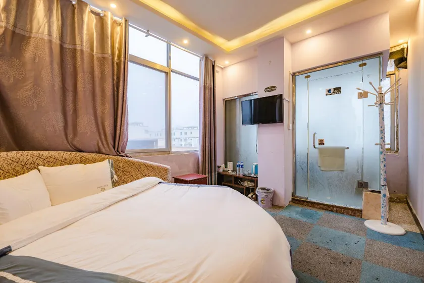 Gutenberg Theme Hotel - Image 1
