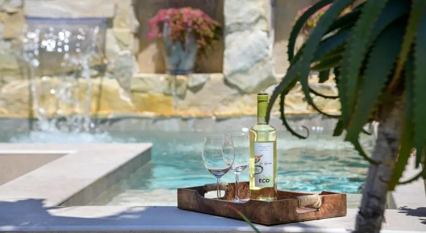 CocoMar I- Luxurious ECOvilla with pool near the sea - Image 1