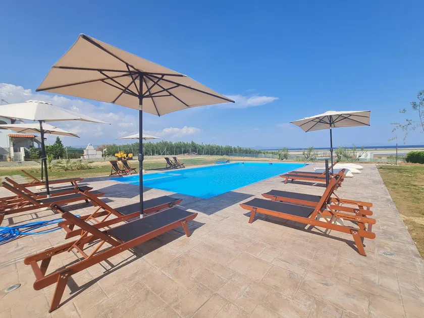 Flamingo View Suites - Image 1